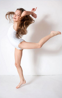 Young Ania 8y